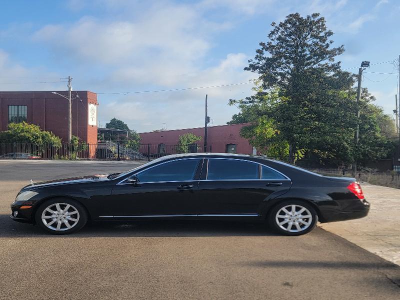 Mercedes-Benz S-Class S550 2007