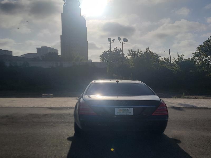 Mercedes-Benz S-Class S550 2007
