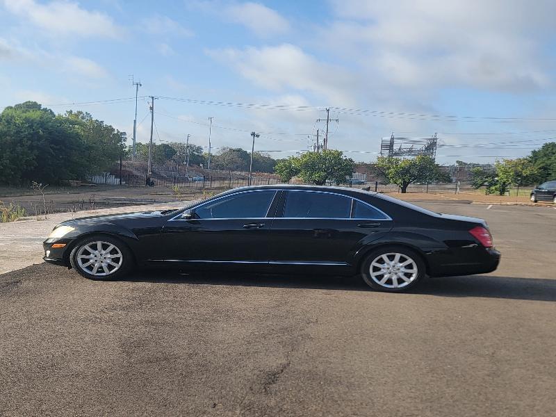 Mercedes-Benz S-Class S550 2007