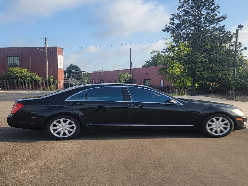 Mercedes-Benz S-Class S550 2007