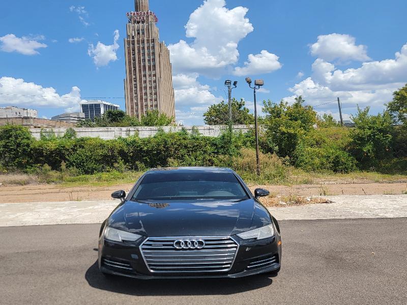 Audi A4 2.0T Premium quattro Sedan 2017
