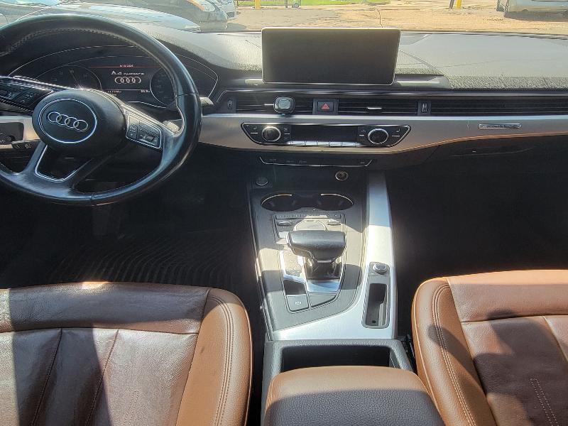 Audi A4 2.0T Premium quattro Sedan 2017