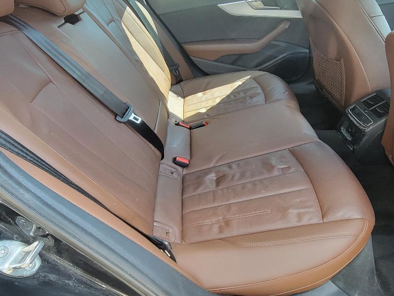 Audi A4 2.0T Premium quattro Sedan 2017
