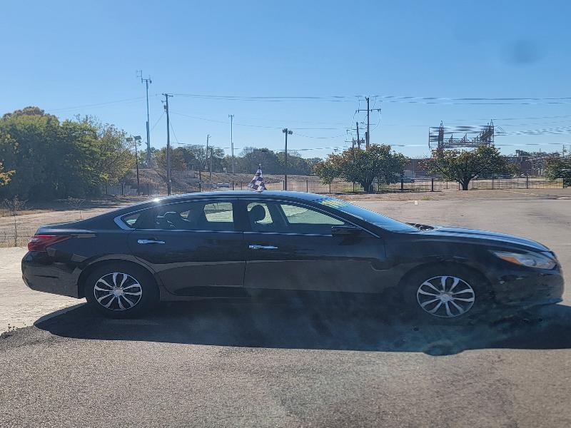 Nissan Altima 2.5 SV 2018