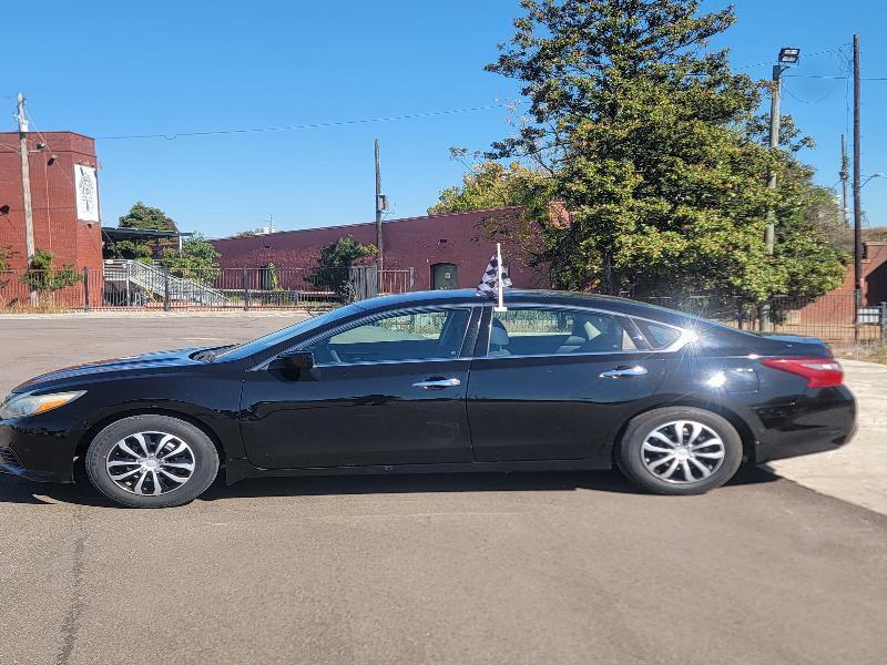Nissan Altima 2.5 SV 2018