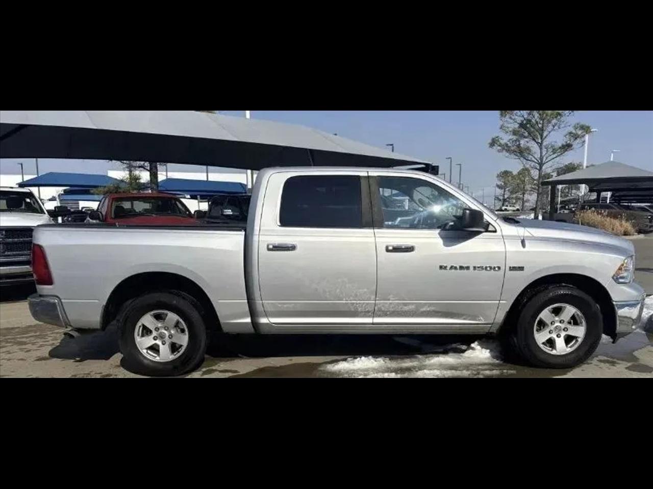 2011 RAM 1500 SLT Crew Cab's photo