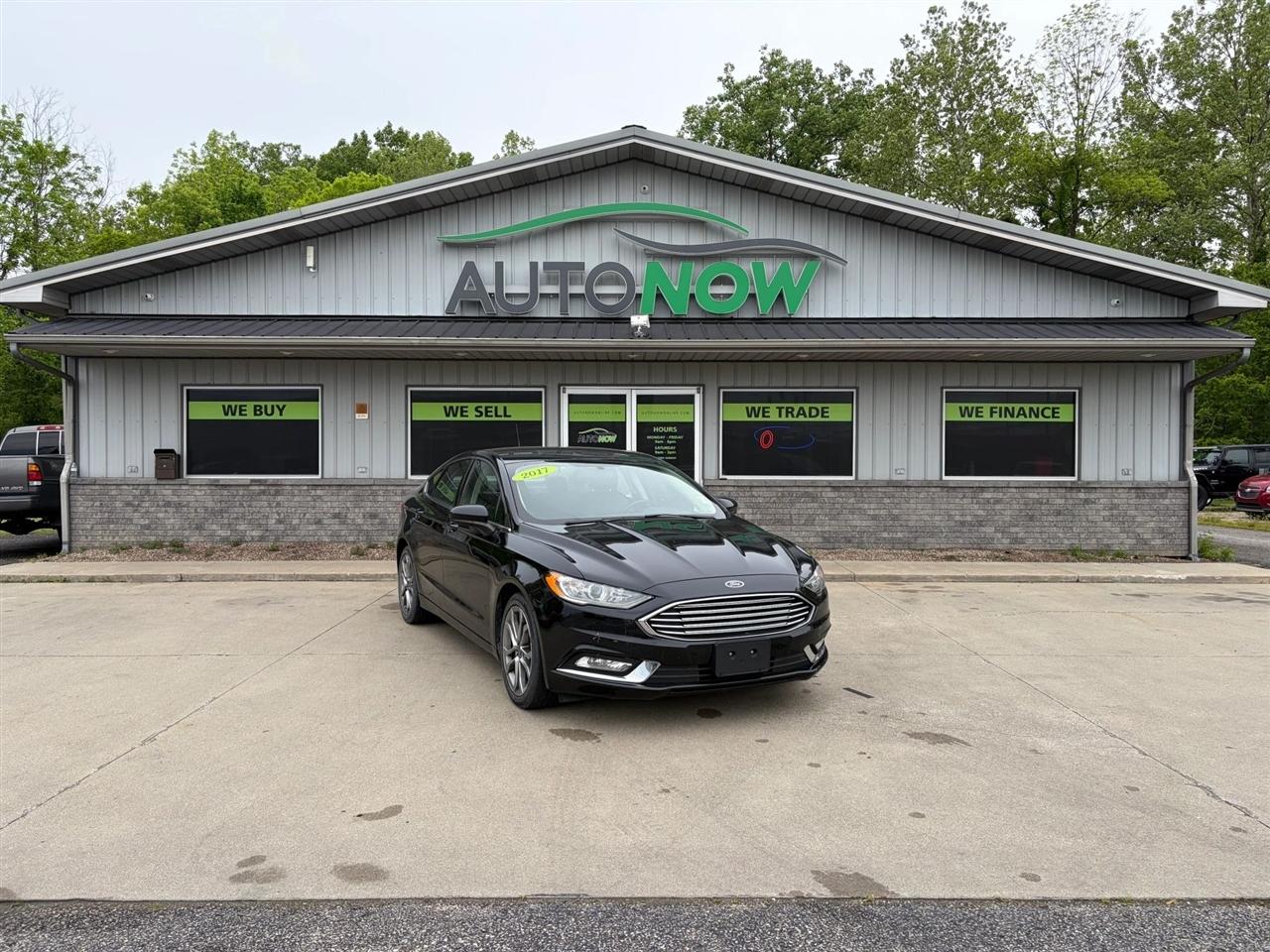 2017 Ford Fusion SE FWD
