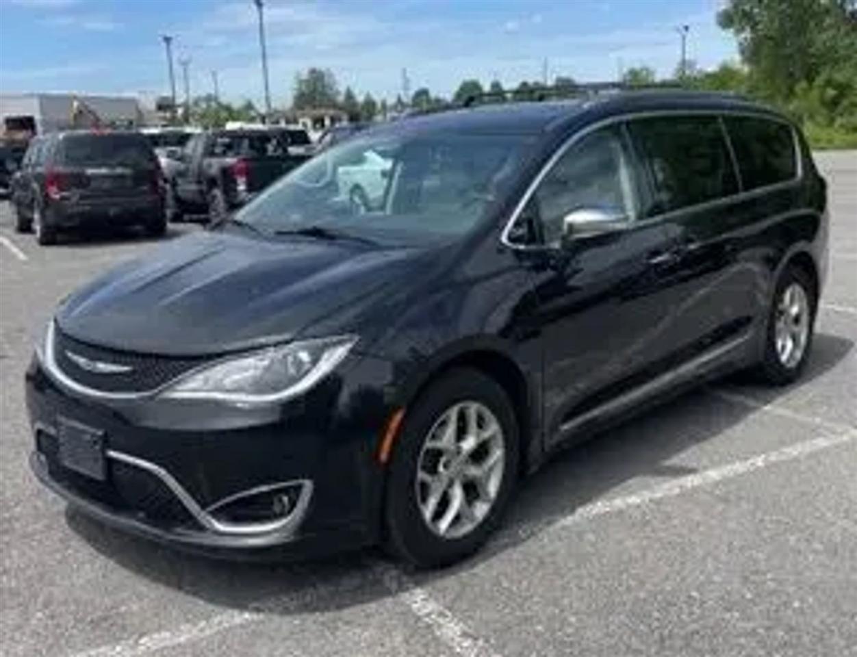 2020 Chrysler Pacifica Limited FWD
