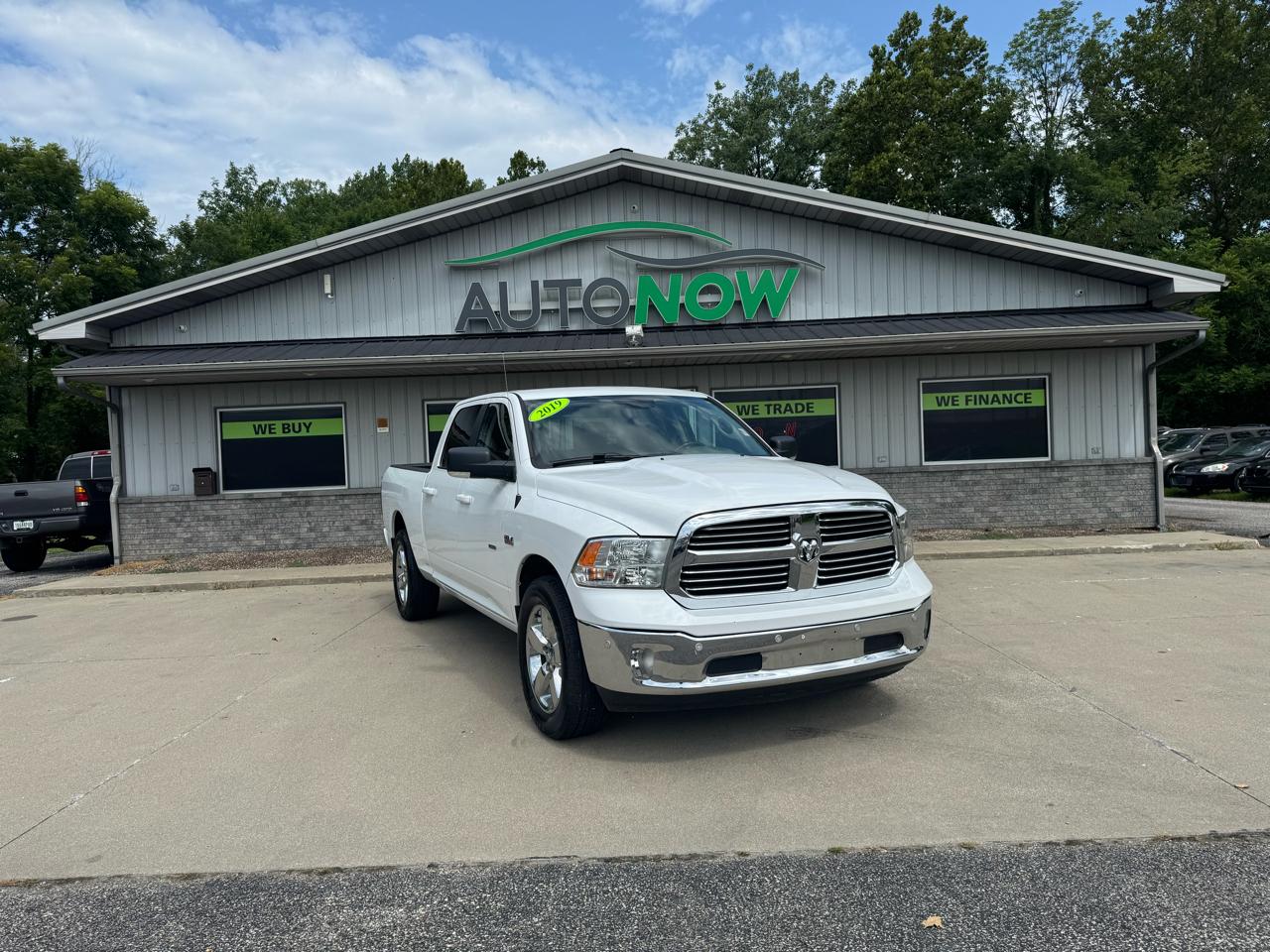 2019 RAM 1500 Classic Big Horn 4x2 Crew Cab 6'4" Box