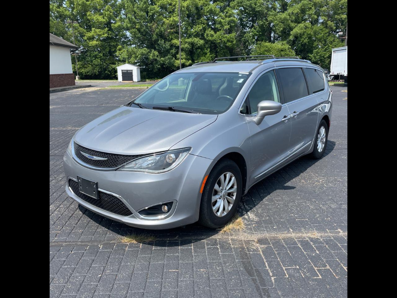 2019 Chrysler Pacifica Touring L FWD