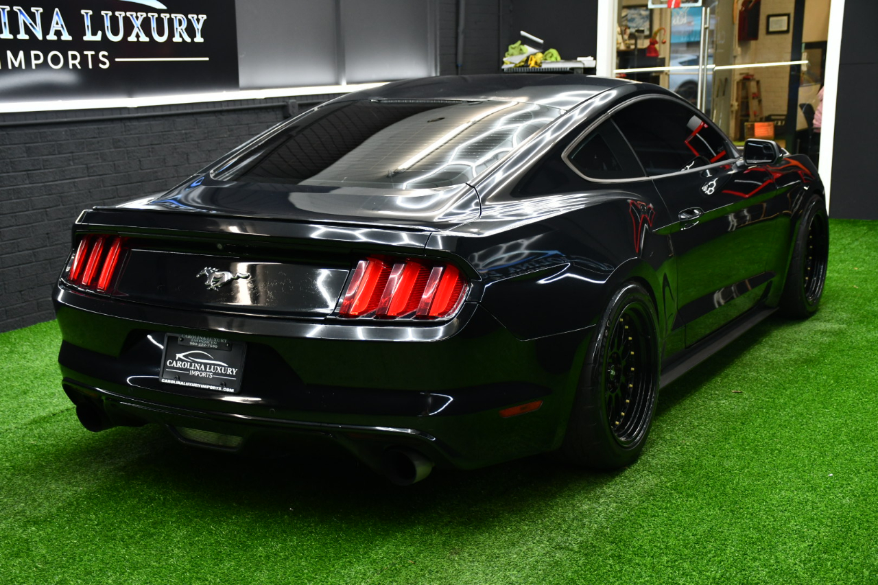 Ford Mustang EcoBoost Coupe 2015