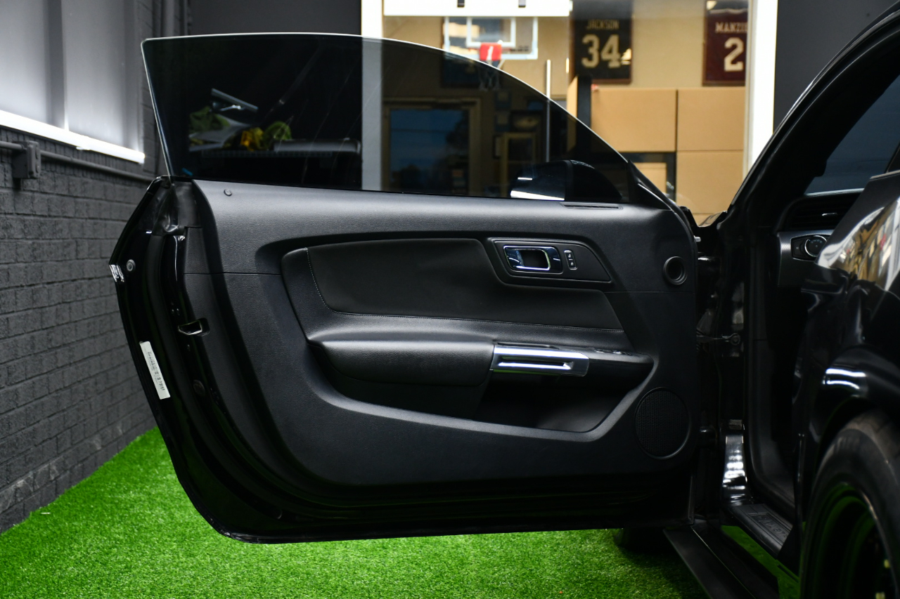 Ford Mustang EcoBoost Coupe 2015