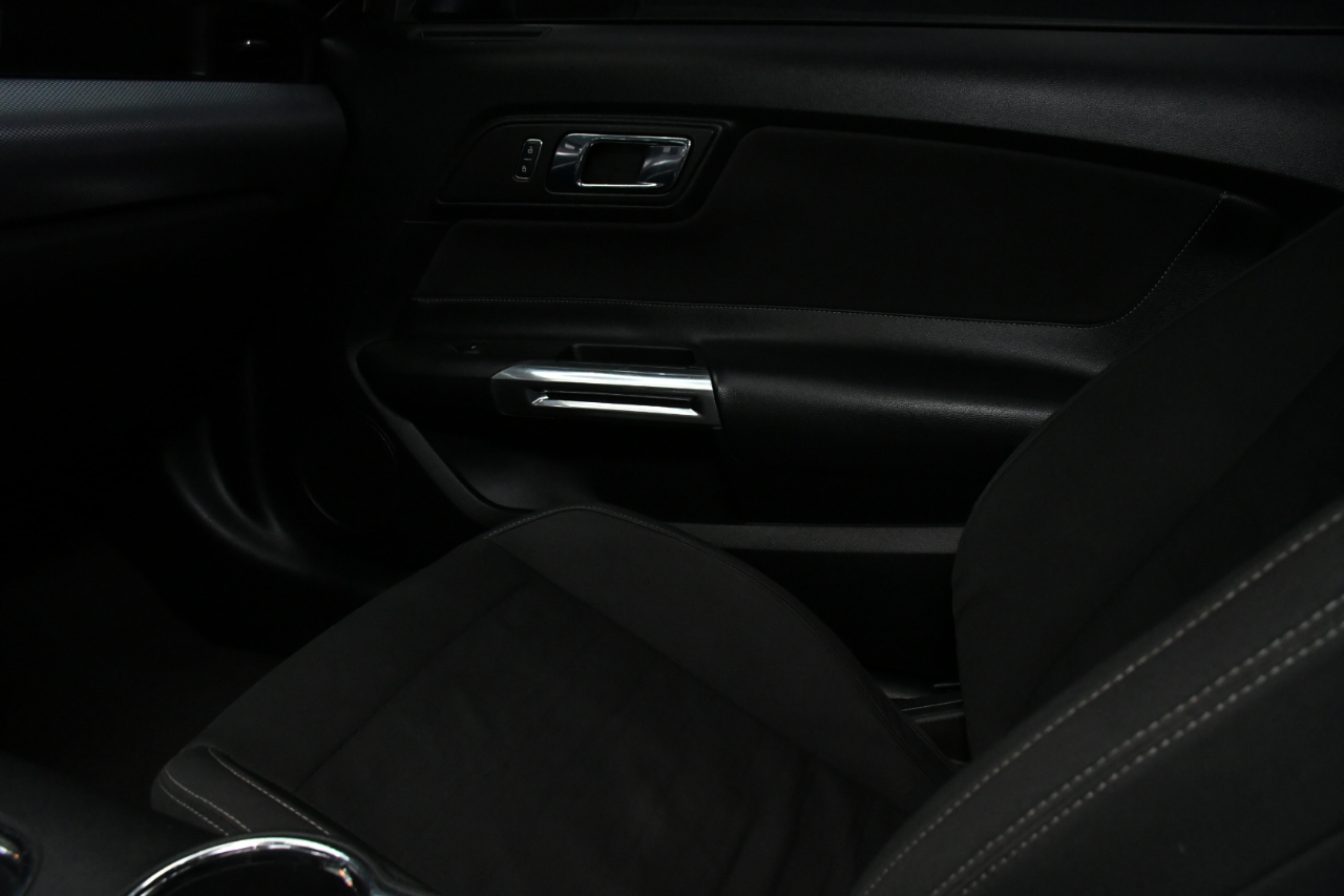 Ford Mustang EcoBoost Coupe 2015