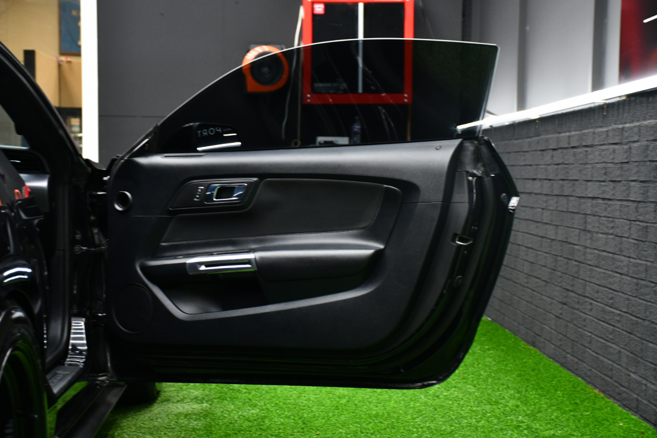 Ford Mustang EcoBoost Coupe 2015