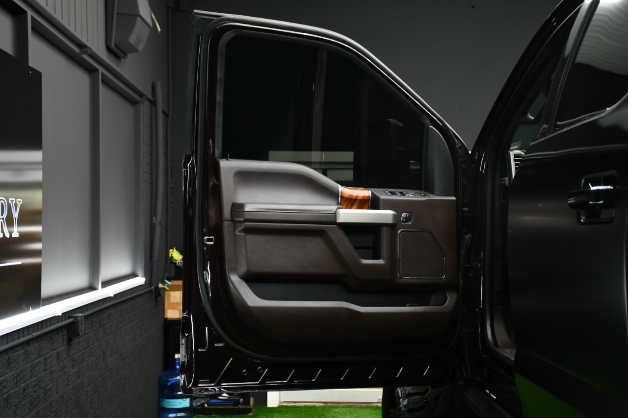 Ford F-250 SD King Ranch Crew Cab 4WD 2018