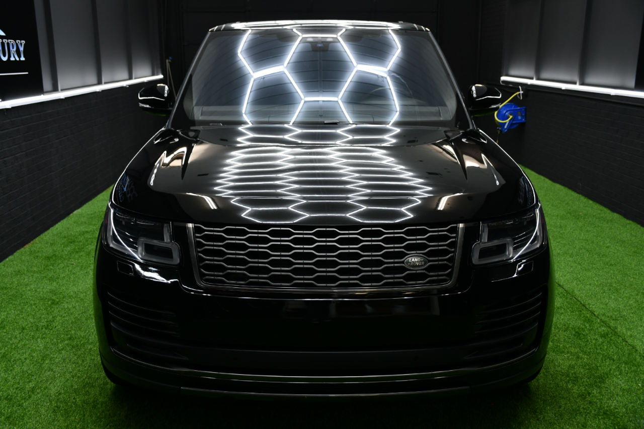 2020 Land Rover Range Rover HSE photo 7