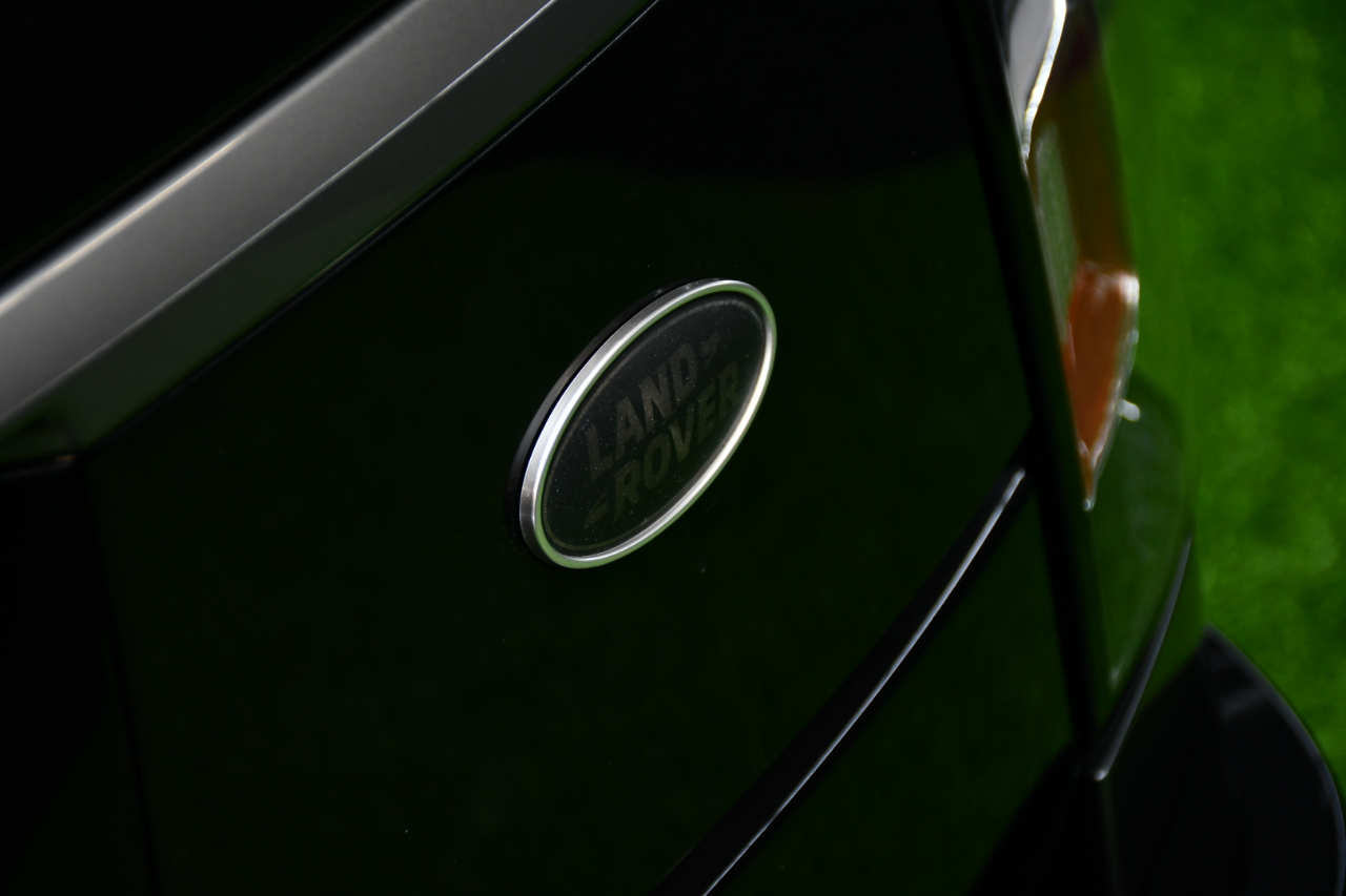2020 Land Rover Range Rover HSE photo 10