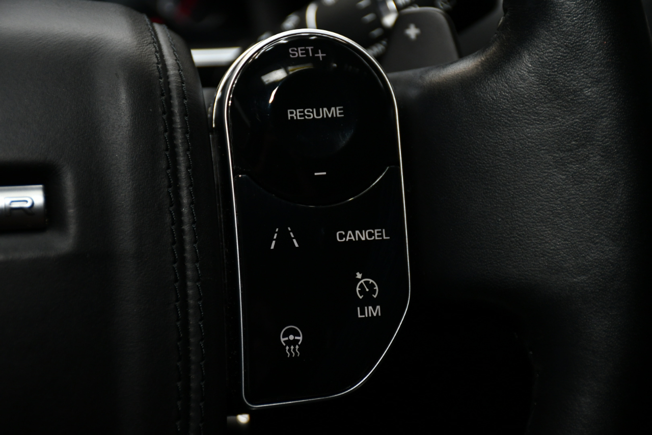2020 Land Rover Range Rover HSE photo 21