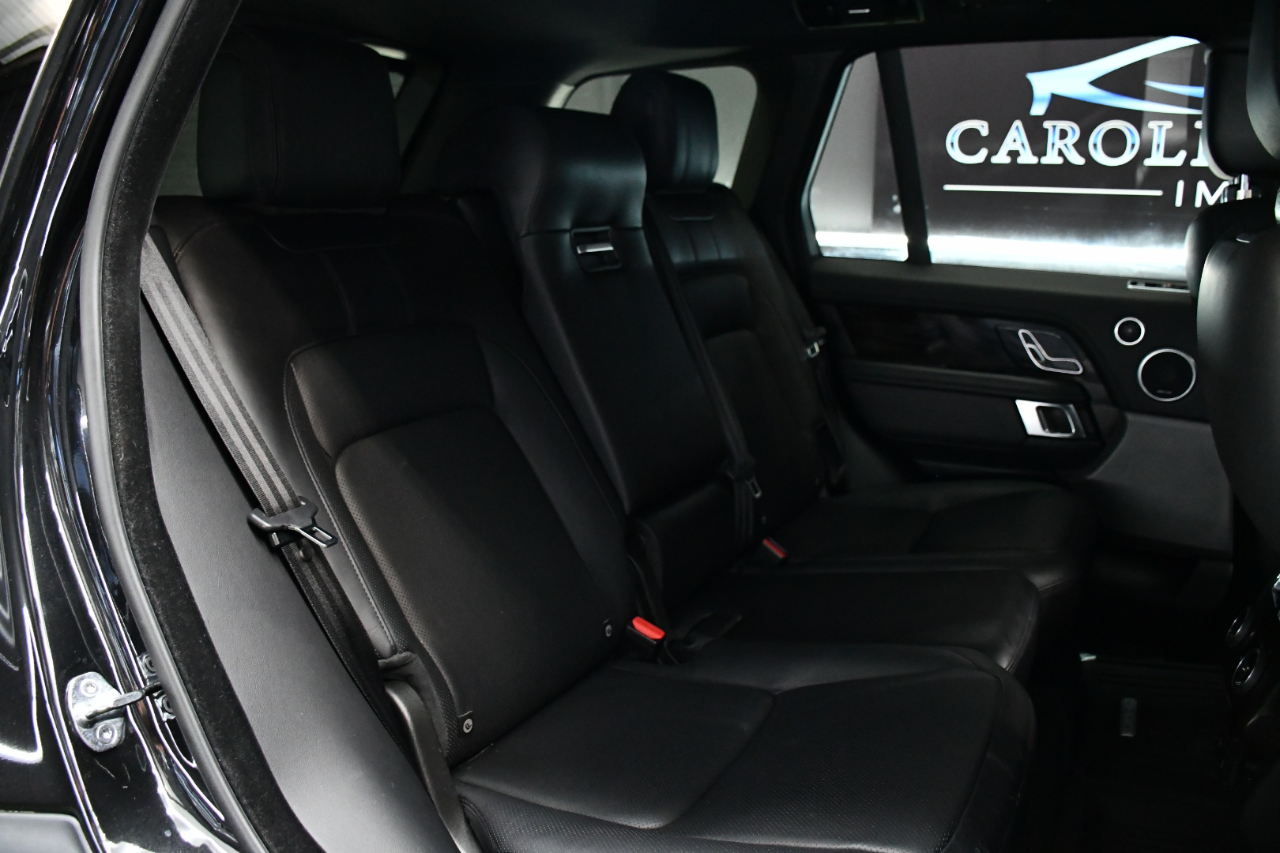 2020 Land Rover Range Rover HSE photo 34