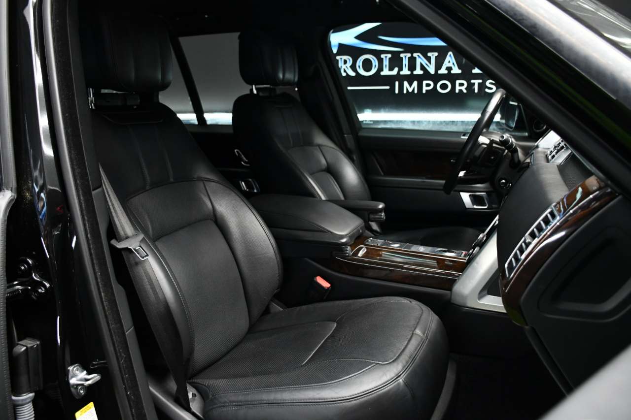 2020 Land Rover Range Rover HSE photo 37