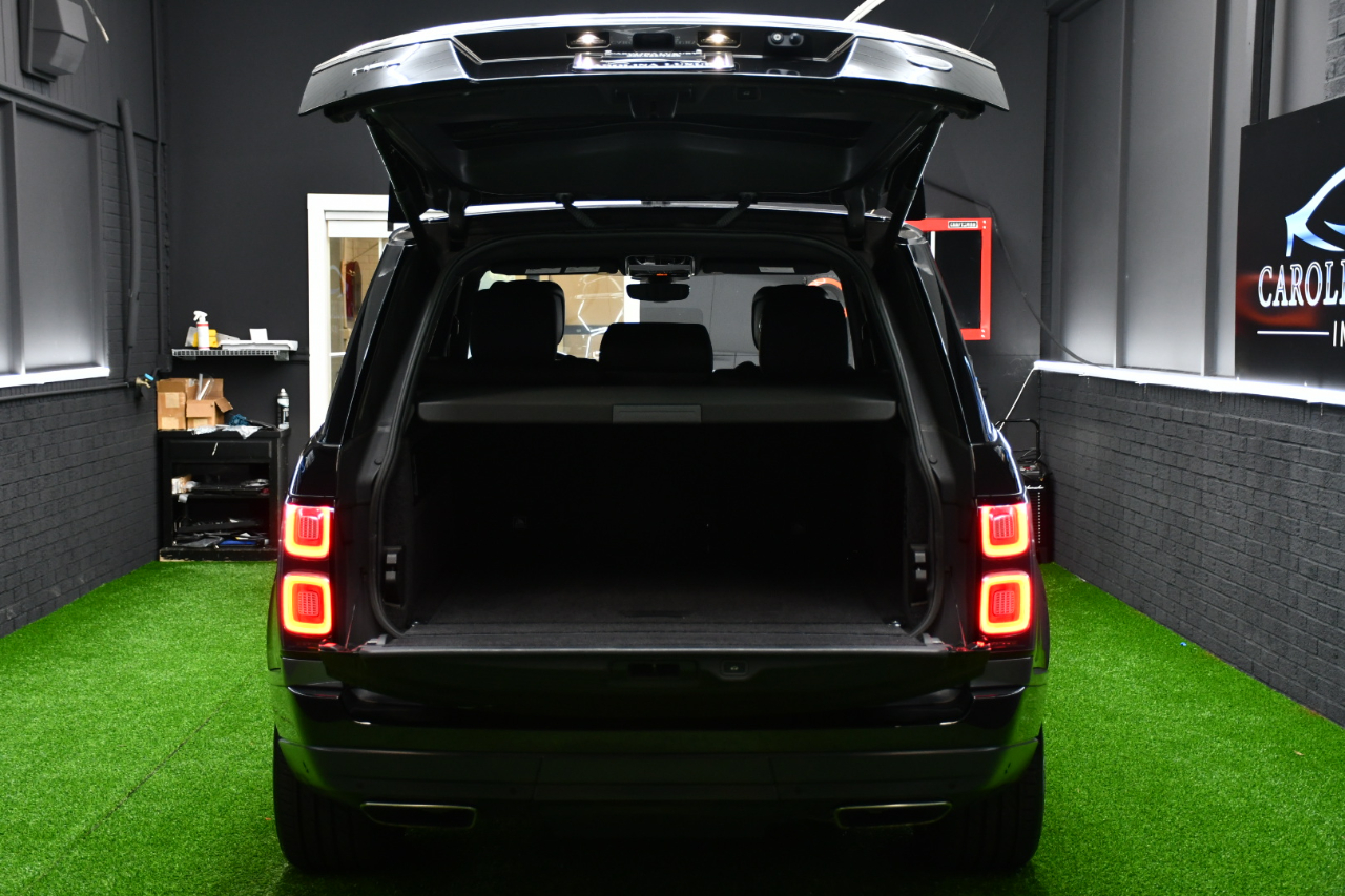 2020 Land Rover Range Rover HSE photo 38