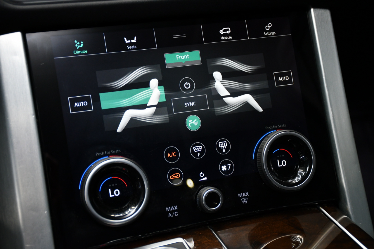 2020 Land Rover Range Rover HSE photo 44