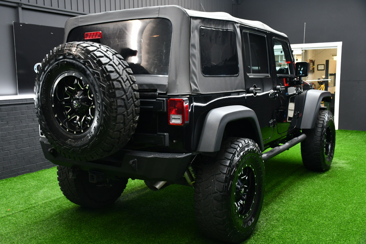 Jeep Wrangler Unlimited Sport 4WD 2017 Jeep Wrangler Unlimited Sport 4WD 2017