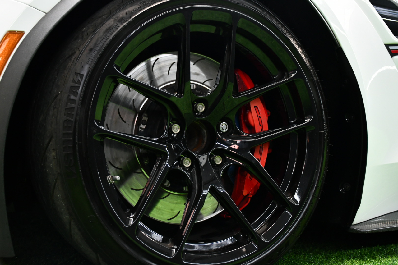 Chevrolet Corvette Grand Sport w/2LT 2017 Chevrolet Corvette Grand Sport w/2LT 2017