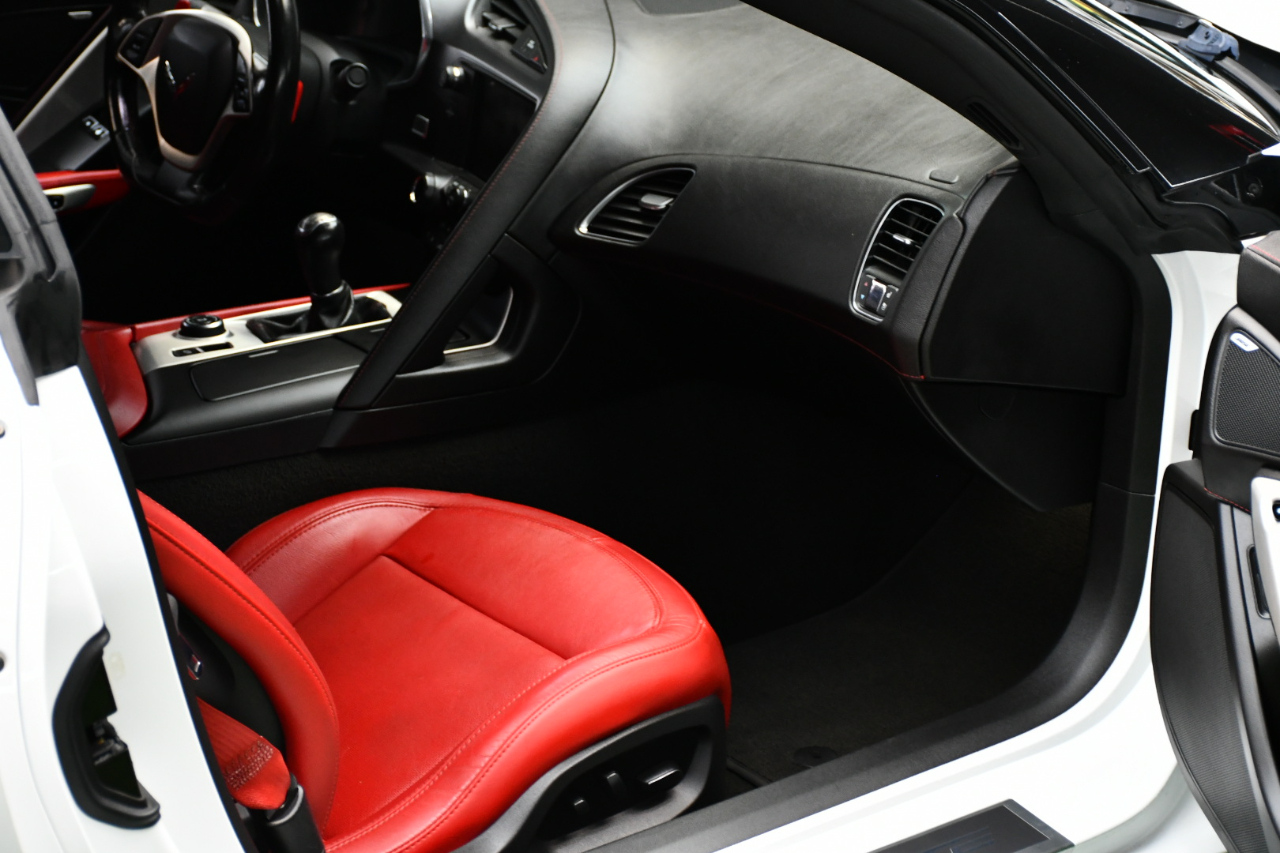 Chevrolet Corvette Grand Sport w/2LT 2017 Chevrolet Corvette Grand Sport w/2LT 2017