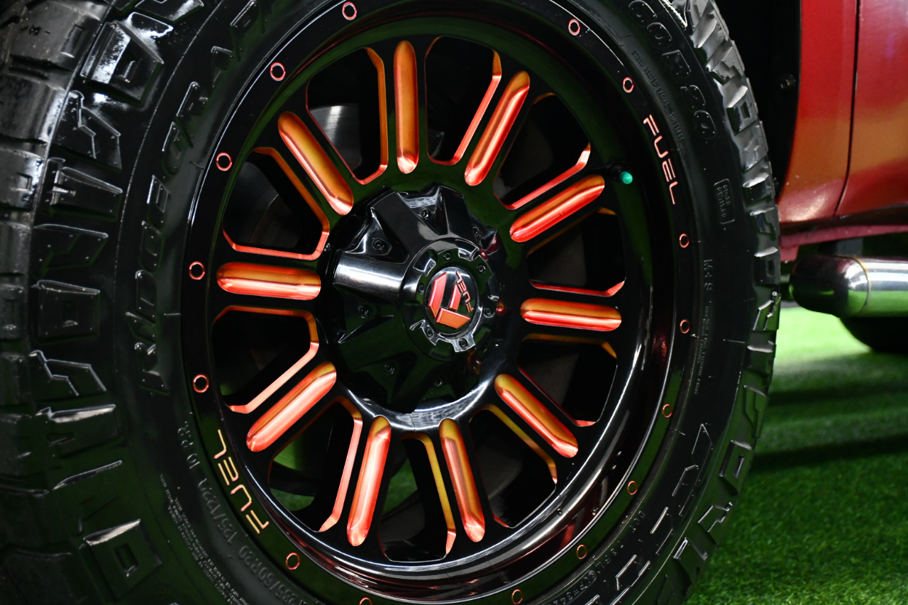 Toyota Tundra Limited 5.7L CrewMax 4WD 2020 Toyota Tundra Limited 5.7L CrewMax 4WD 2020