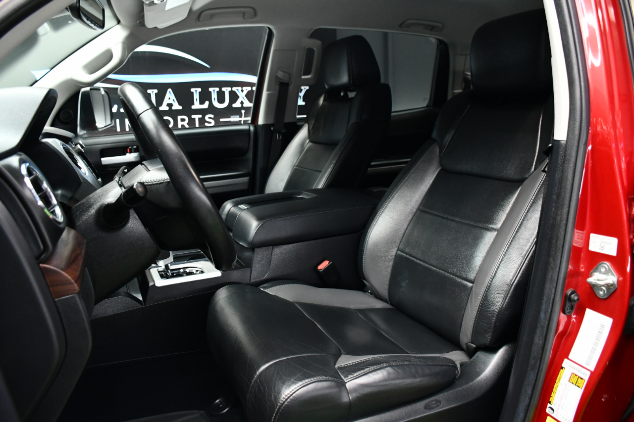 Toyota Tundra Limited 5.7L CrewMax 4WD 2020 Toyota Tundra Limited 5.7L CrewMax 4WD 2020