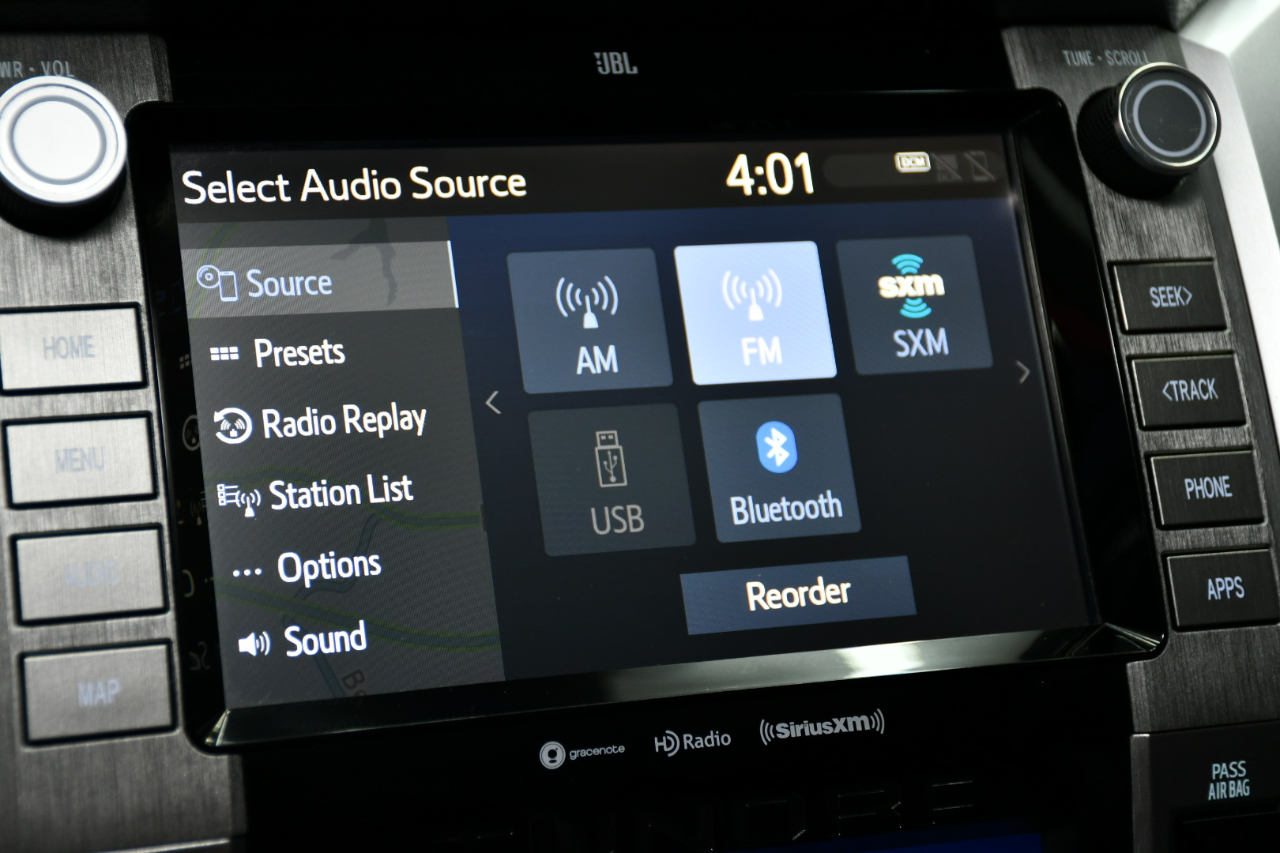 Toyota Tundra Limited 5.7L CrewMax 4WD 2020 Toyota Tundra Limited 5.7L CrewMax 4WD 2020