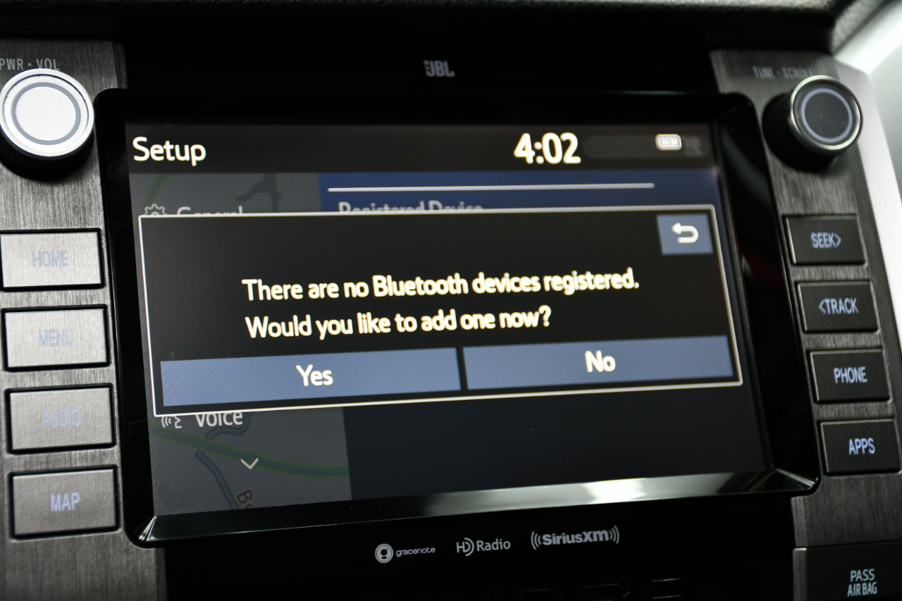 Toyota Tundra Limited 5.7L CrewMax 4WD 2020 Toyota Tundra Limited 5.7L CrewMax 4WD 2020