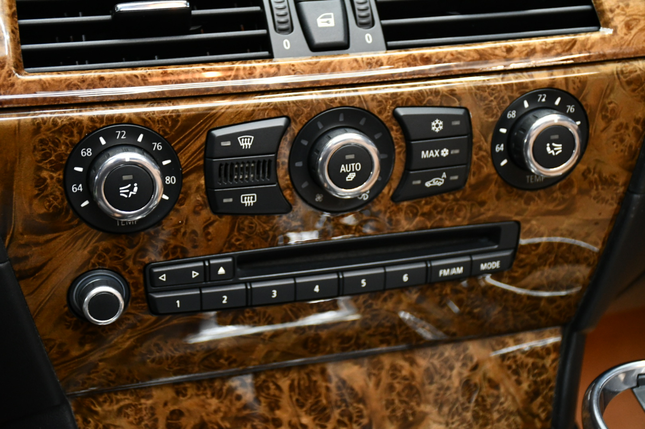 BMW 6-Series 650i Convertible 2010