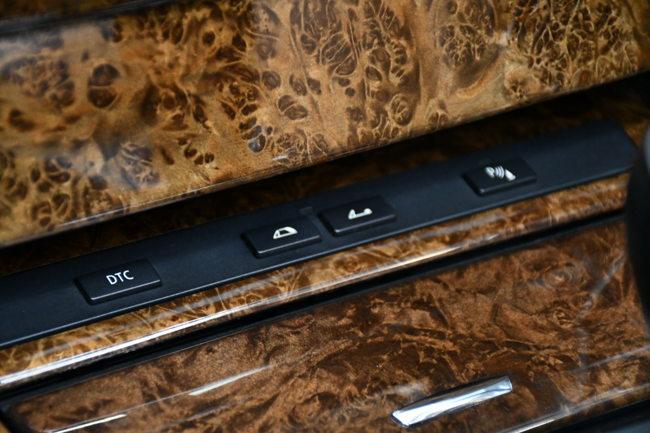 BMW 6-Series 650i Convertible 2010