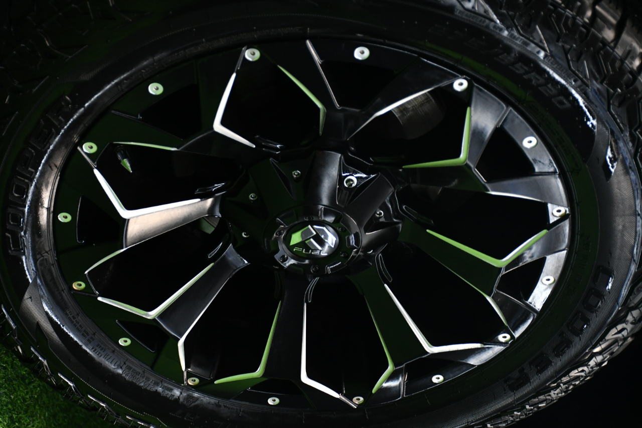 GMC Yukon XL Denali 4WD 2016