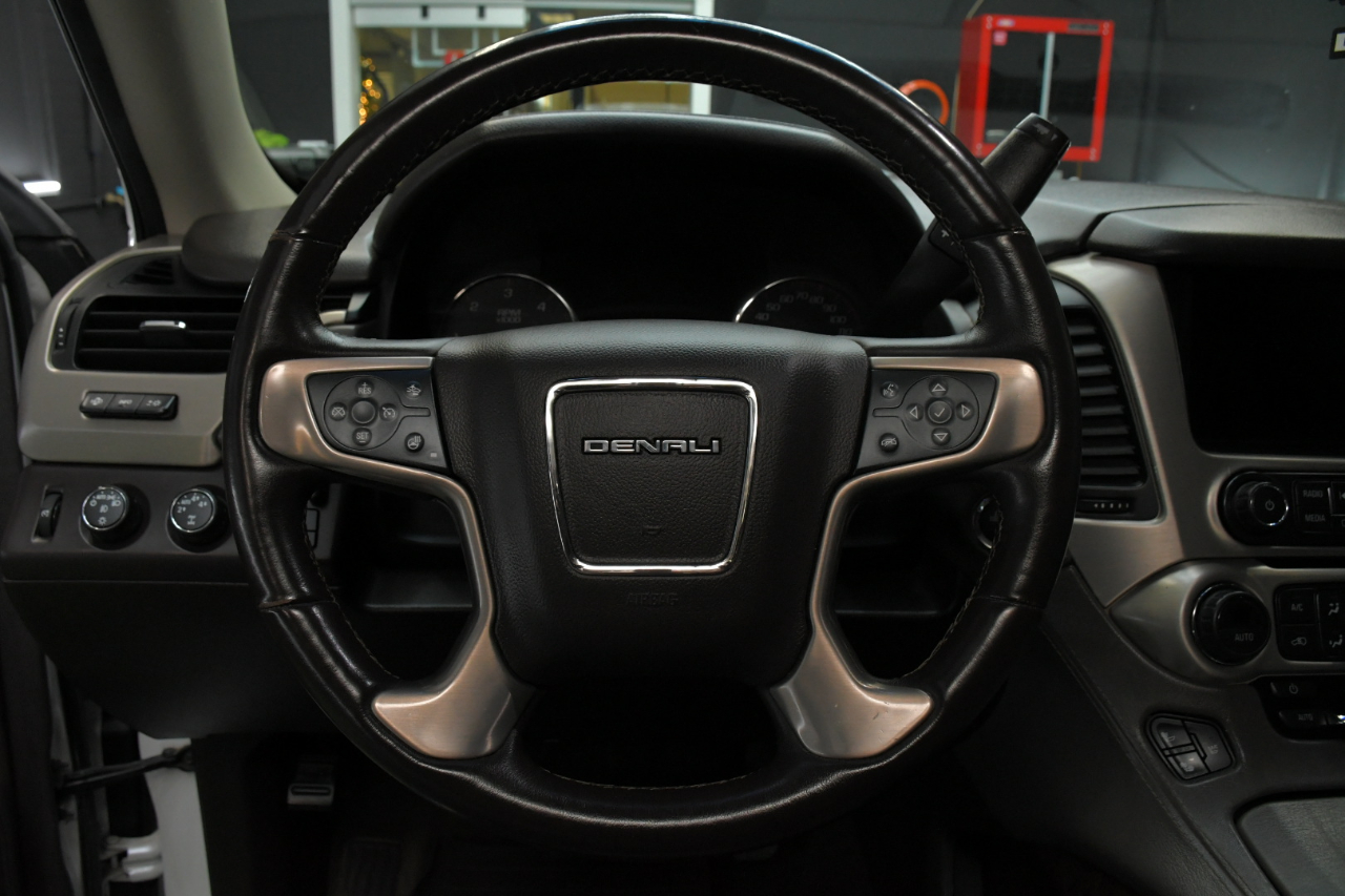 GMC Yukon XL Denali 4WD 2016