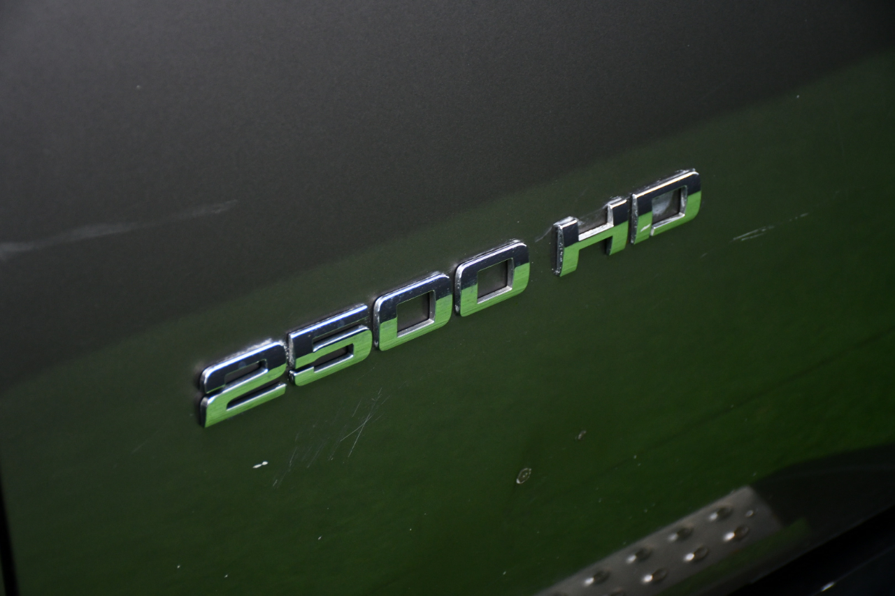 GMC Sierra 2500HD SLT Crew Cab 4WD 2013