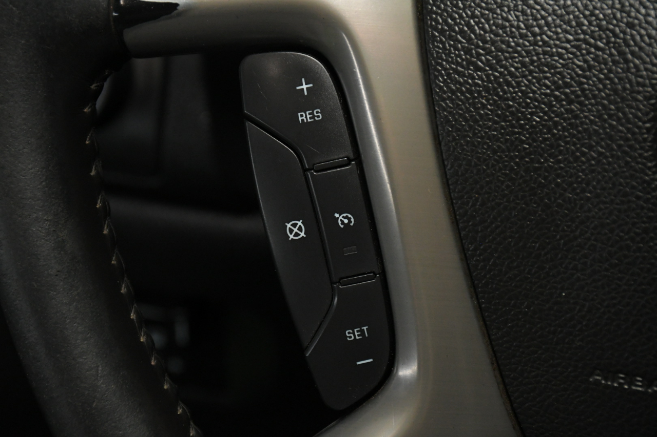 GMC Sierra 2500HD SLT Crew Cab 4WD 2013