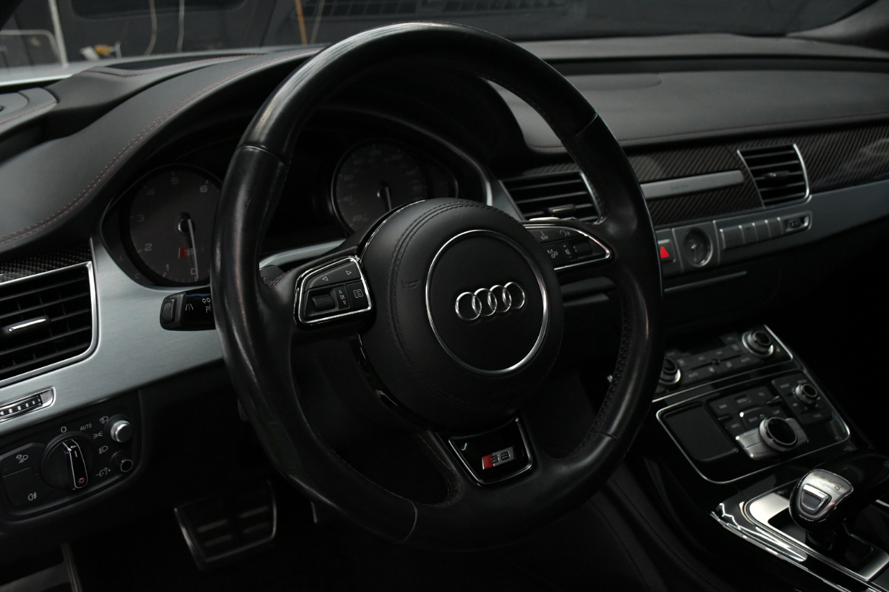 Audi S8 4.0 Sedan quattro Tiptronic 2017