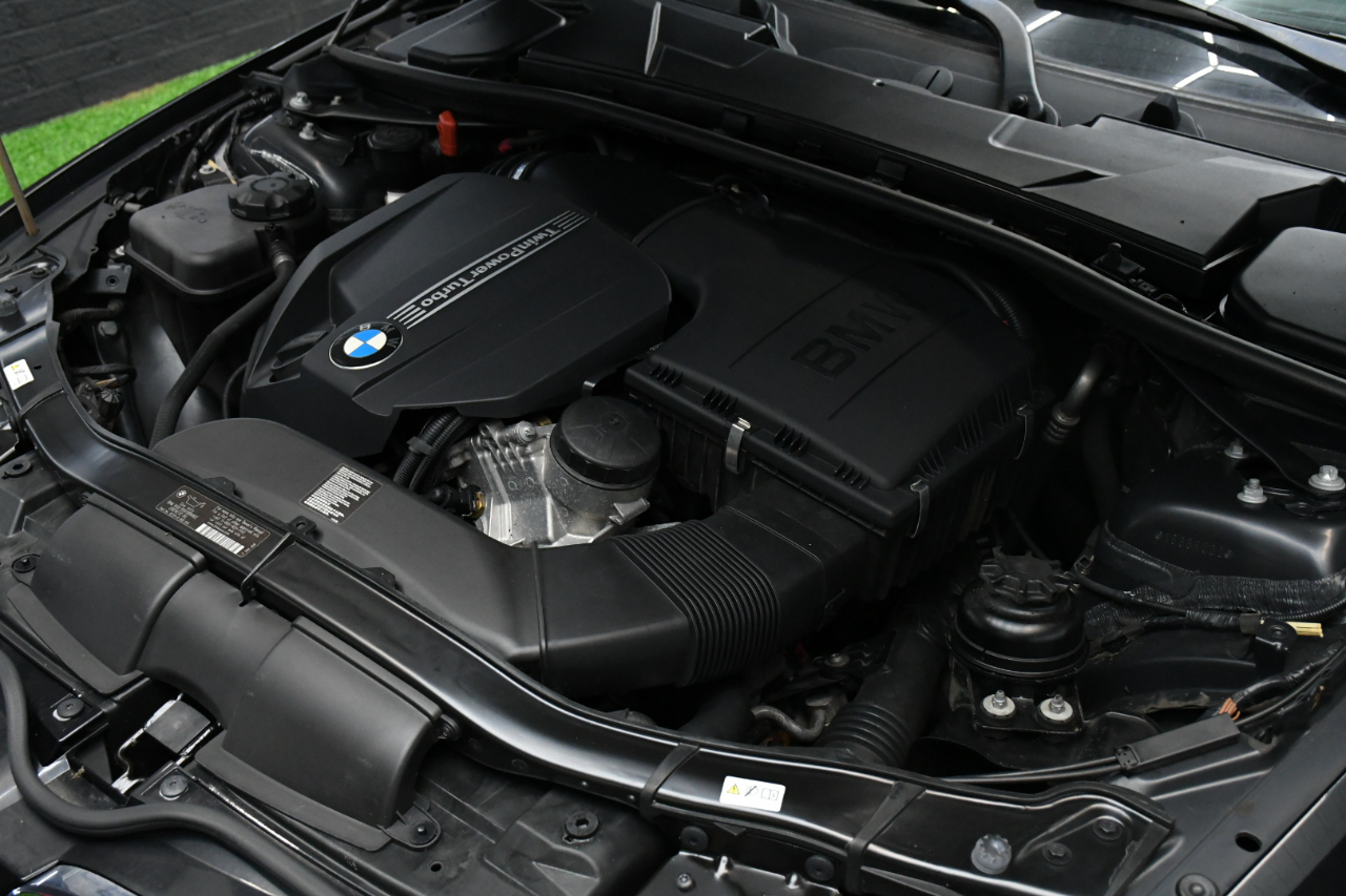 BMW 3-Series 335i Coupe 2011