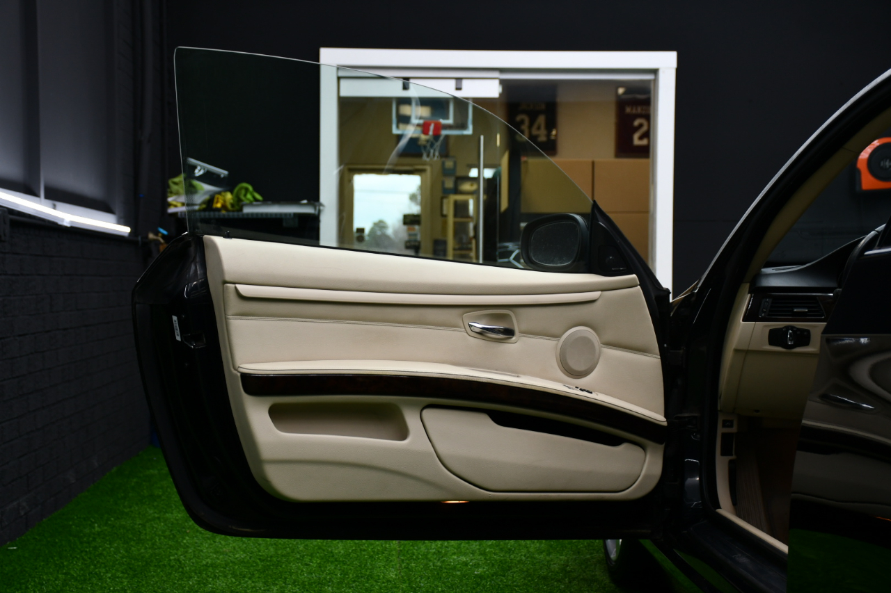 BMW 3-Series 335i Coupe 2011