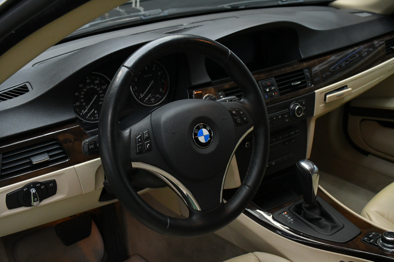 BMW 3-Series 335i Coupe 2011