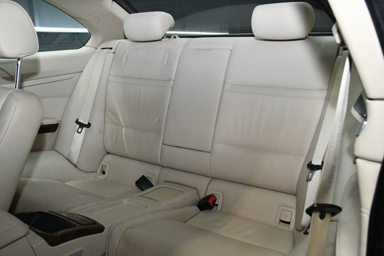 BMW 3-Series 335i Coupe 2011