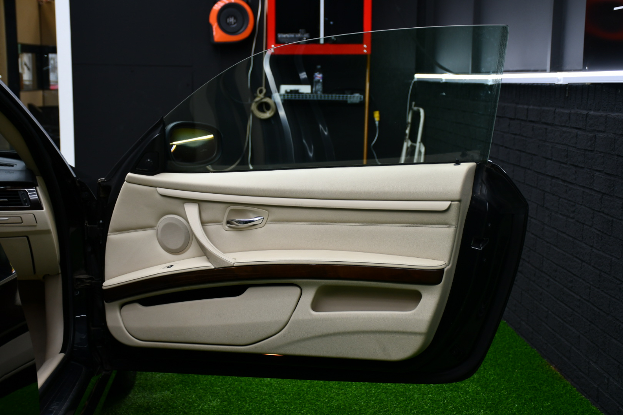 BMW 3-Series 335i Coupe 2011