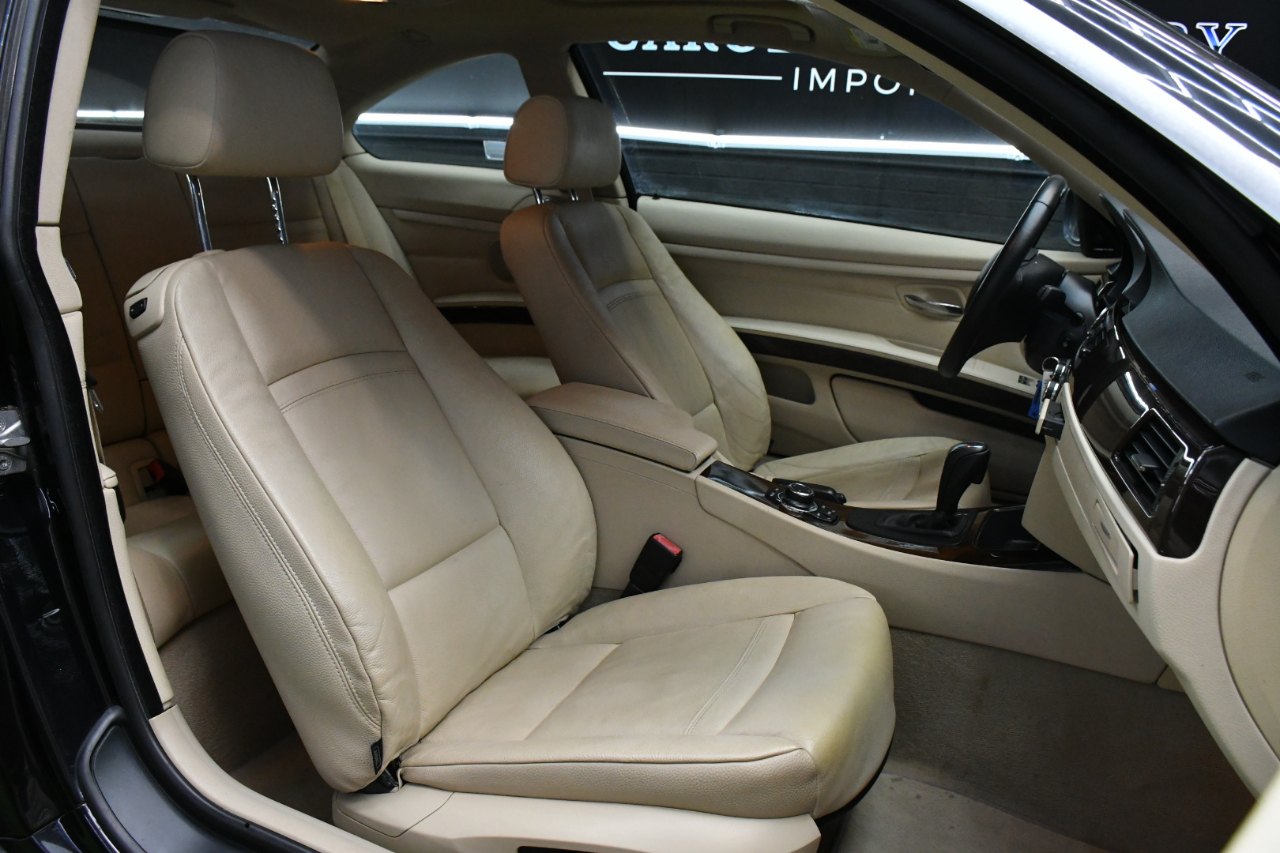 BMW 3-Series 335i Coupe 2011