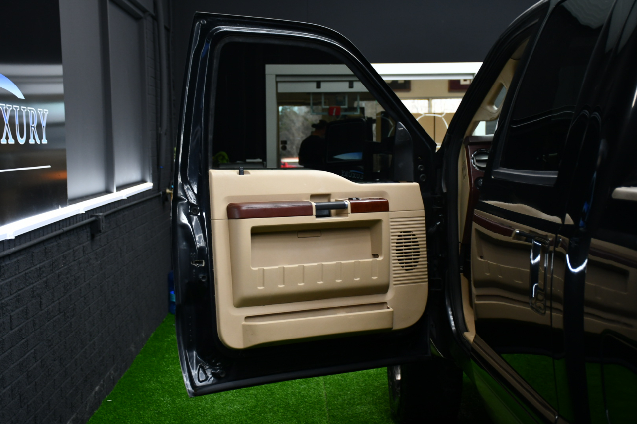 Ford F-250 SD King Ranch Crew Cab 4WD 2014