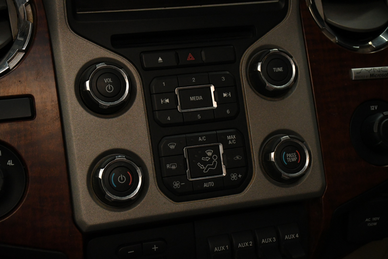 Ford F-250 SD King Ranch Crew Cab 4WD 2014