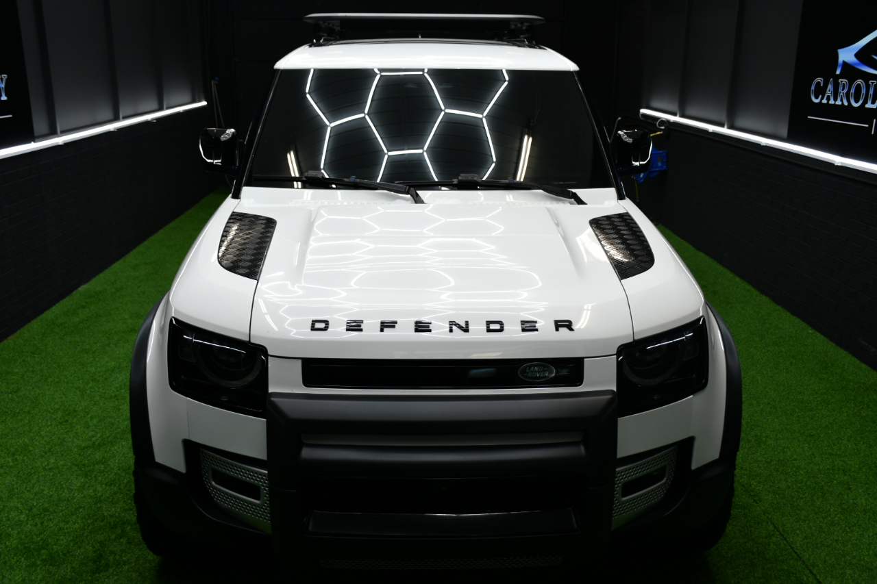 Land Rover Defender 110 S 2023