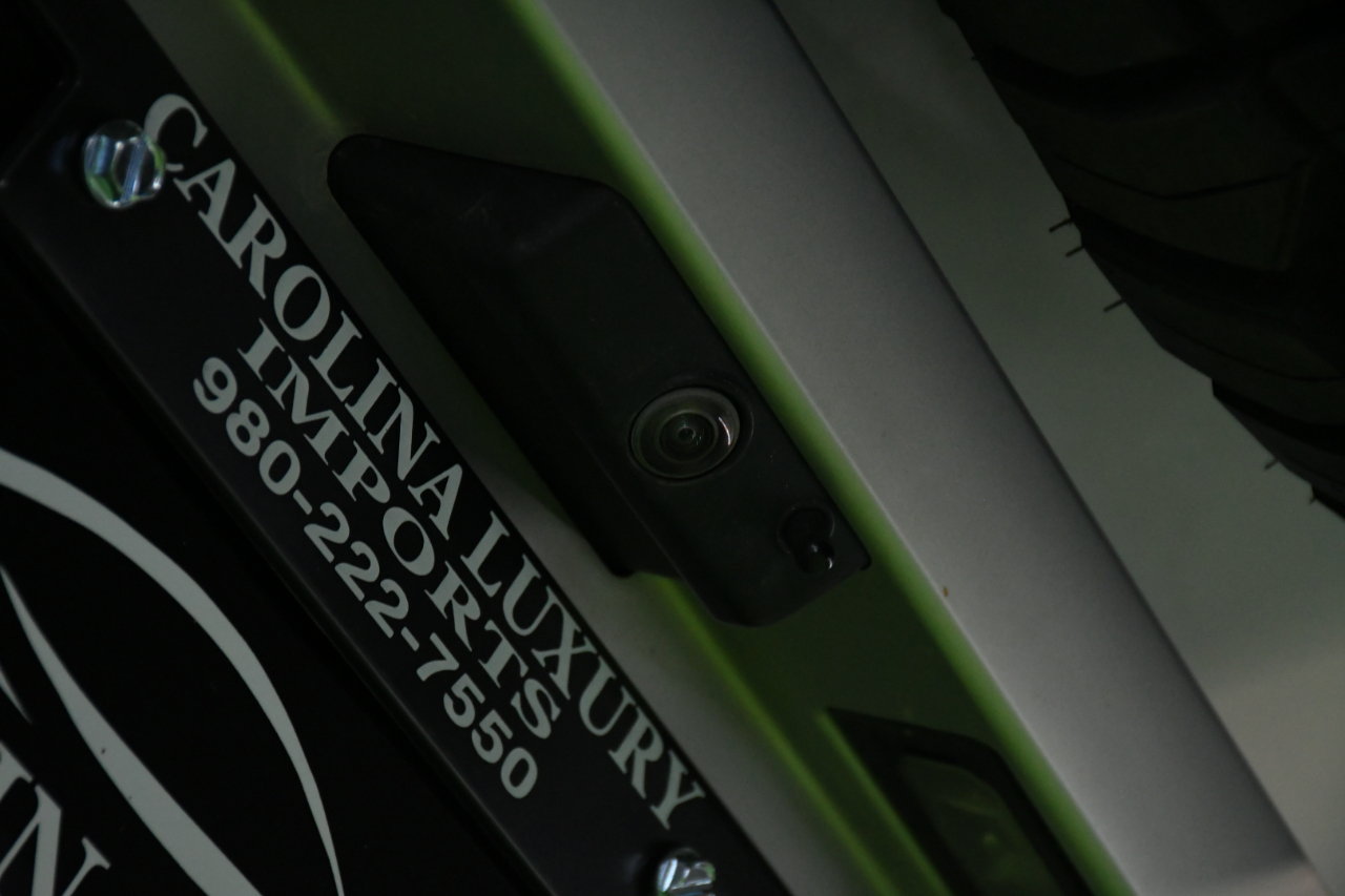 Land Rover Defender 110 S 2023